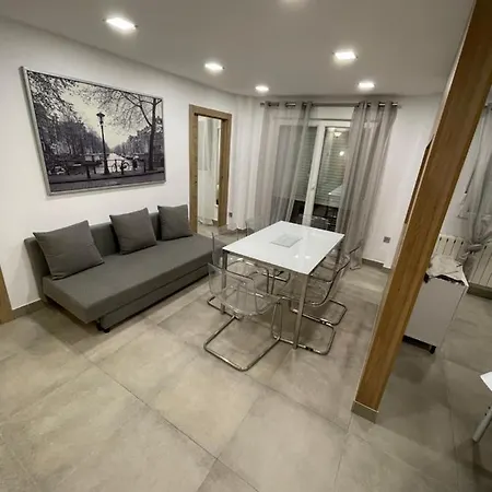 Family Catedral Centro Apartment *