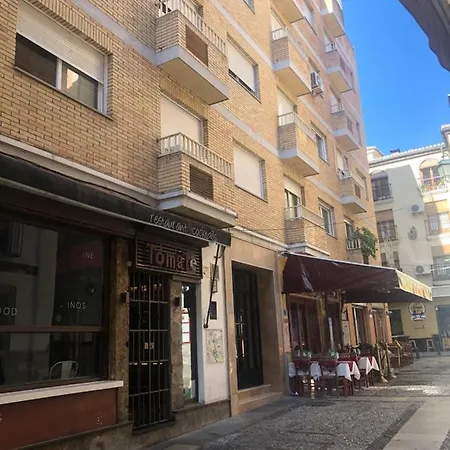 Family Catedral Centro Apartment *